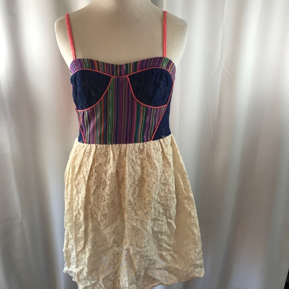 Flying Tomato Dress - Picture 1 of 4